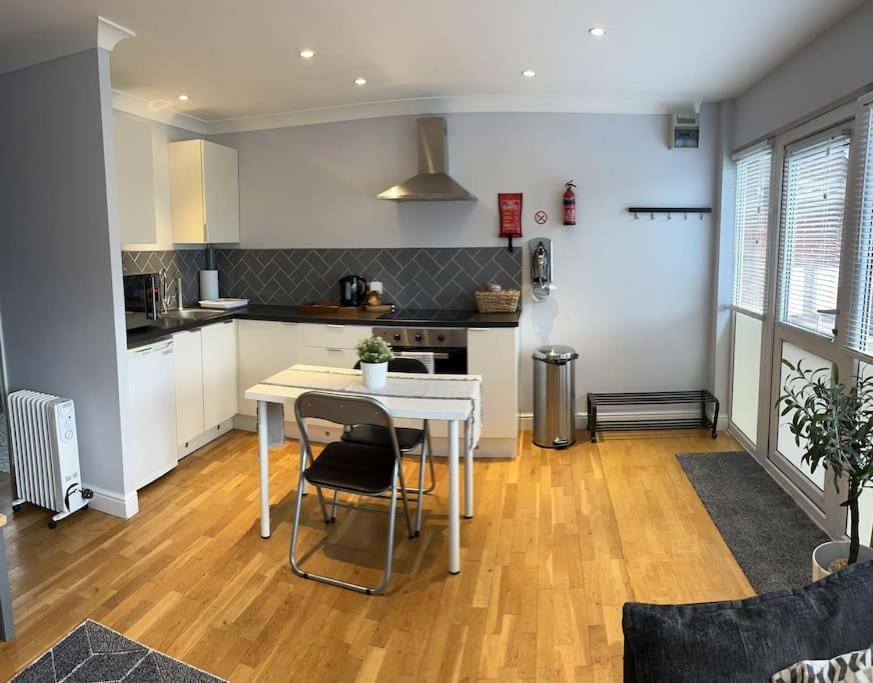Apartamento Tranquil Haven Retreat Lexden Exterior foto